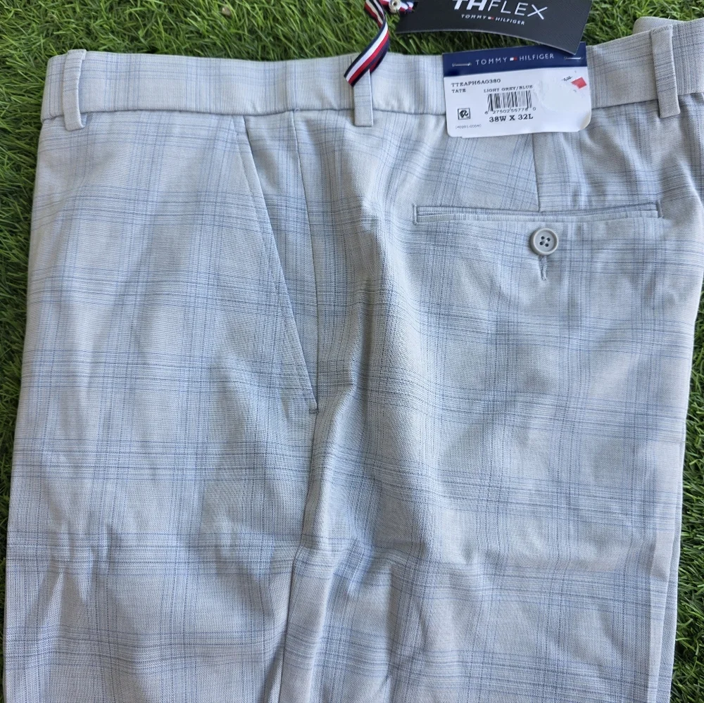 Tommy Hilfiger Mens ThFlex Dress Pants 38x32 Grey Blue Stretch New $95 Striped